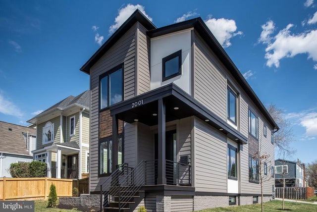 2001 N George Mason Dr, Arlington