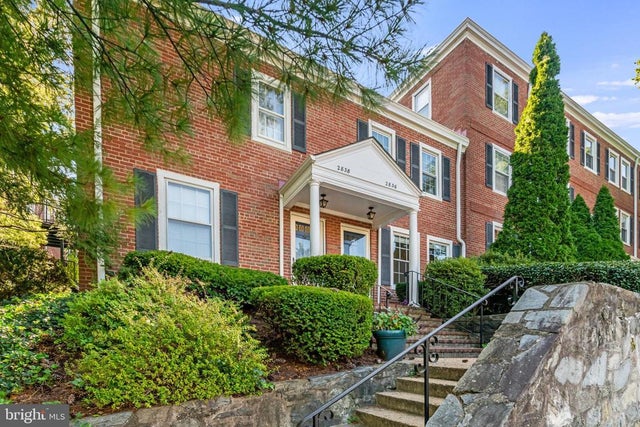 2836 S Abingdon St, Arlington