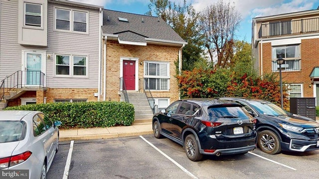 134 N Bedford St #b, Arlington