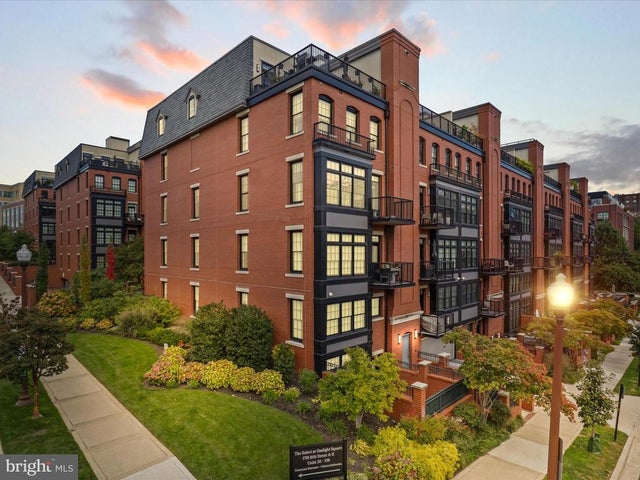 1701 16th St N #356, Arlington