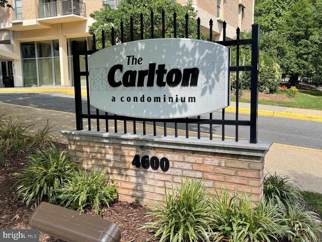 4600 S Four Mile Run Dr #610, Arlington