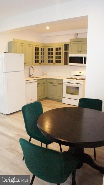 1900 S Randolph St #a, Arlington