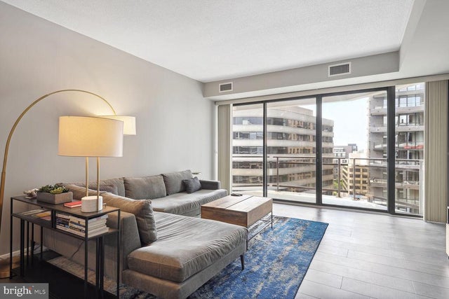 1530 Key Blvd #1219, Arlington