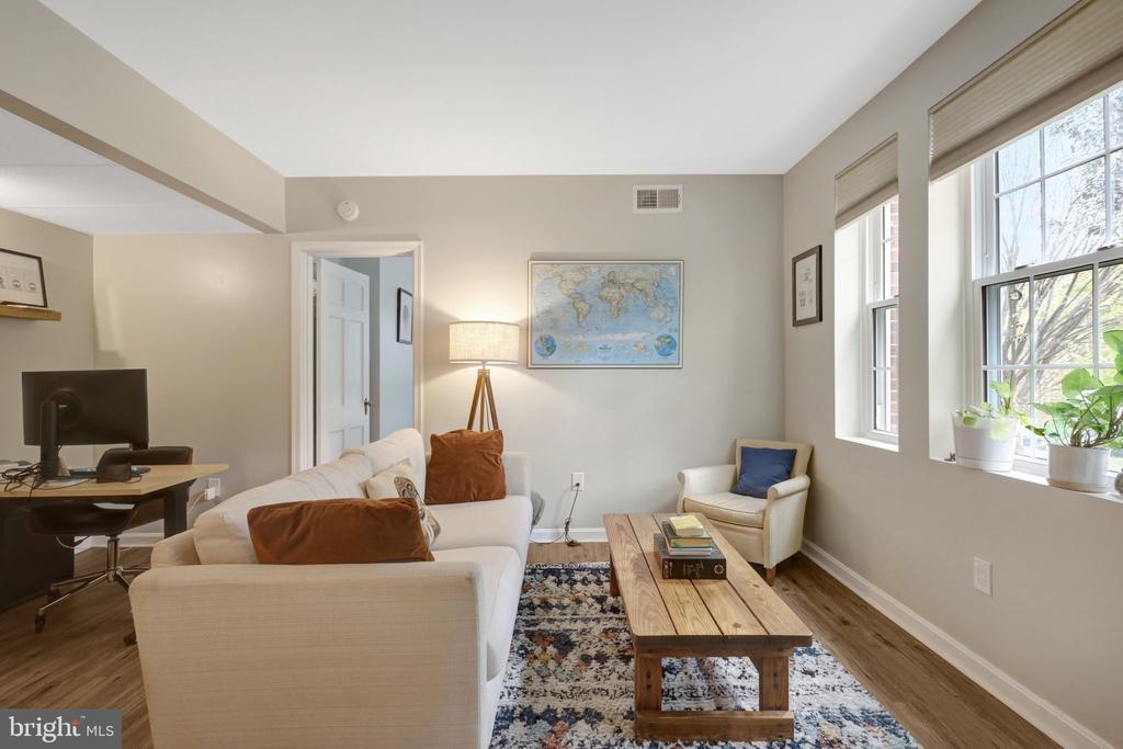 1811 Key Blvd #10523, ARLINGTON