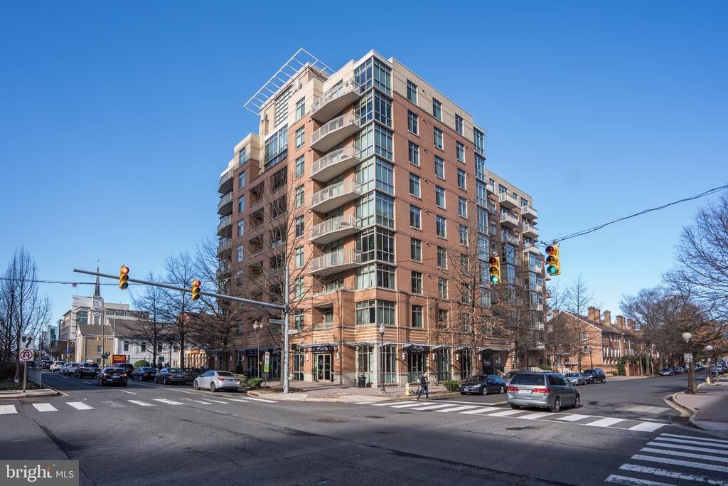 1000 N Randolph St #607, ARLINGTON