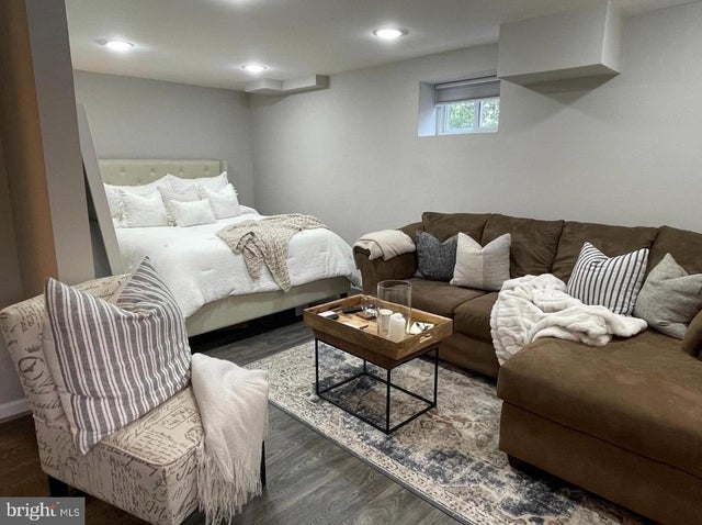 3616 Oval Dr #unit A, Alexandria