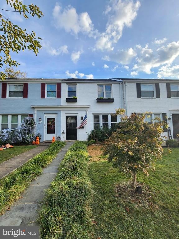 1605 Woodbine St, Alexandria