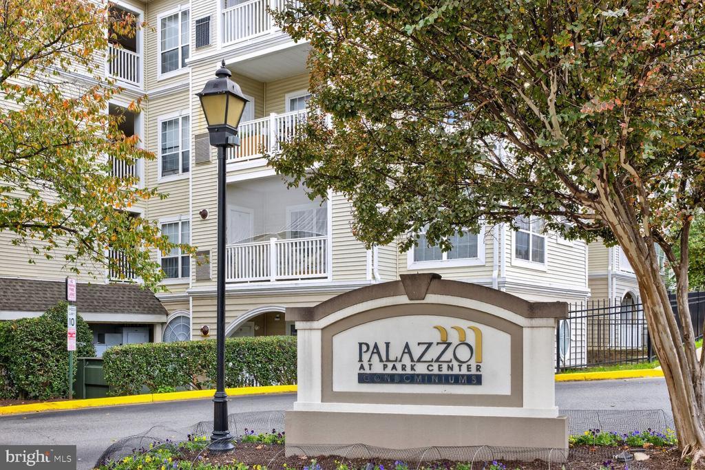 4561 Strutfield Ln #3211, ALEXANDRIA