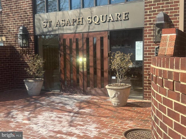 801 S Pitt St #226, Alexandria