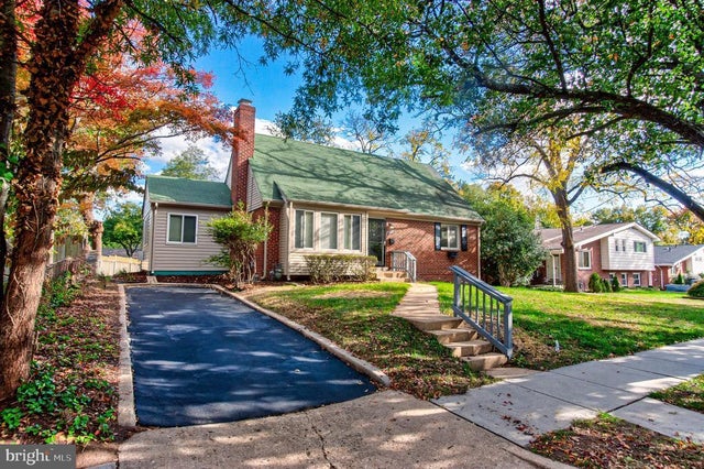 495 N Pickett St, Alexandria