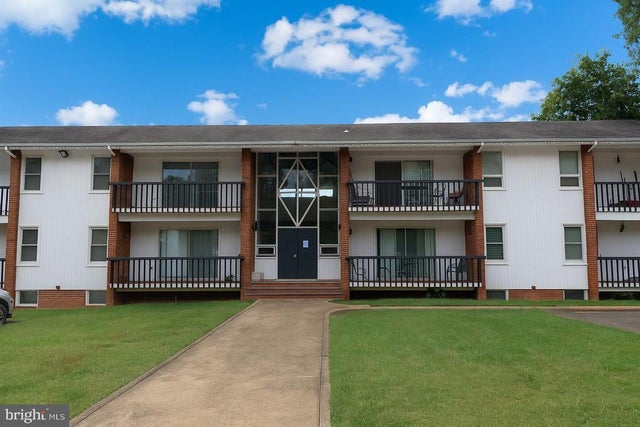 117 Green St #4, Warrenton