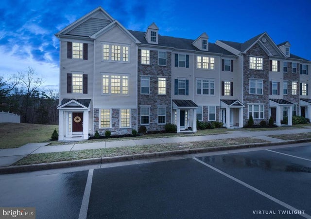 120 Woodman Ct, Winchester