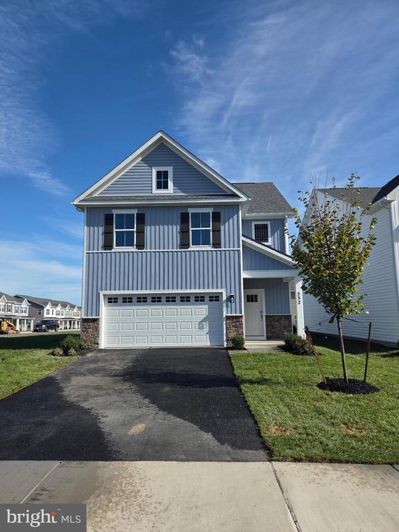 232 Munsee Cir, Winchester