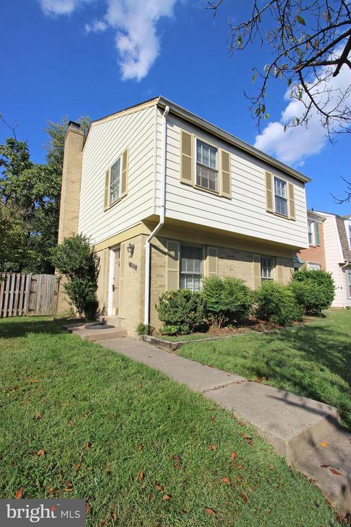 6530 Yadkin Ct, Alexandria