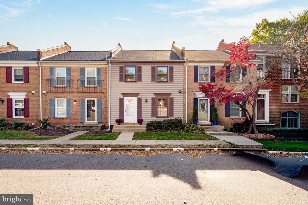 2477 Windbreak Dr, ALEXANDRIA