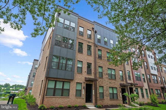 14256 Newbrook Dr #30, Chantilly