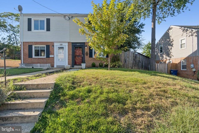 5822 Fifer Dr, Alexandria