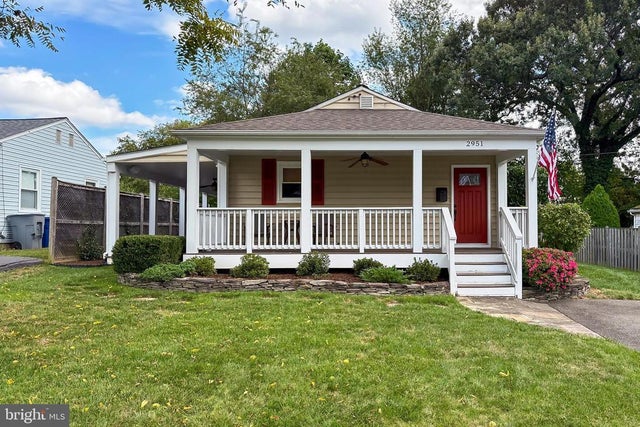 2951 Rosemary Ln, Falls Church