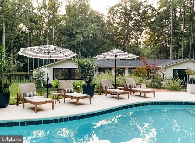 7511 Willowbrook Rd, Fairfax Station