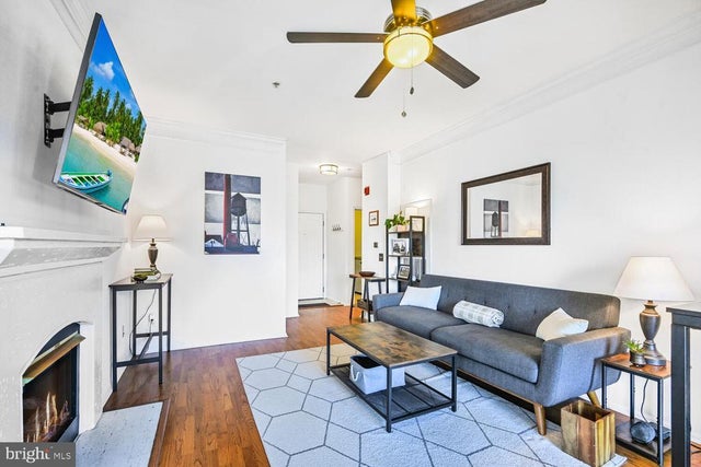 1530 Spring Gate Dr #9219, Mclean