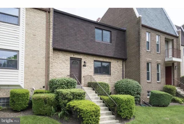 1707 Tyvale Ct, Vienna