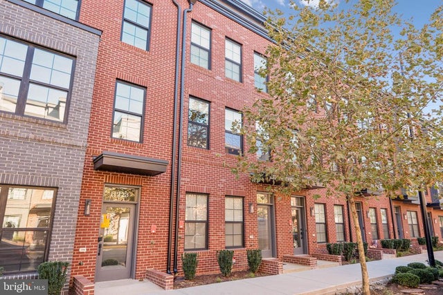 11225 Beaker St, Reston