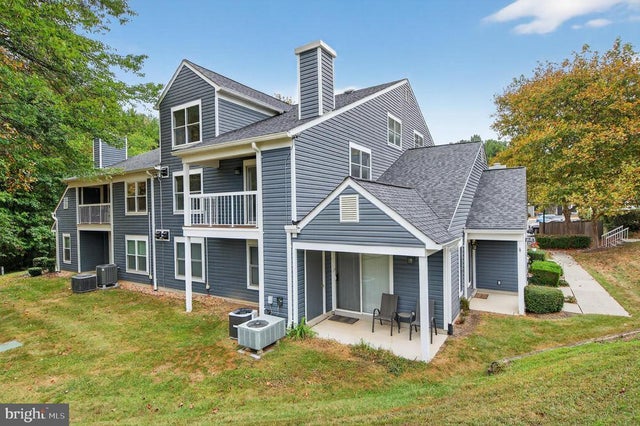 5812 Orchard Hill Ct #5812, Clifton