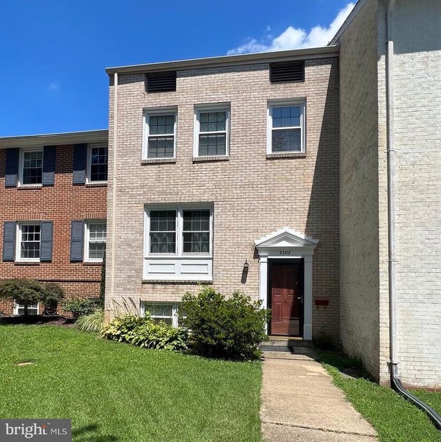 3302 Webley Ct, Annandale