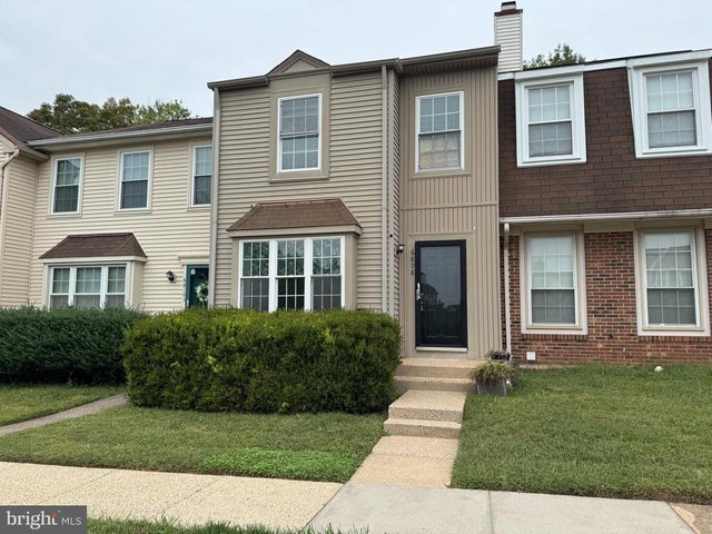 6808 Cottingham Ln, Centreville