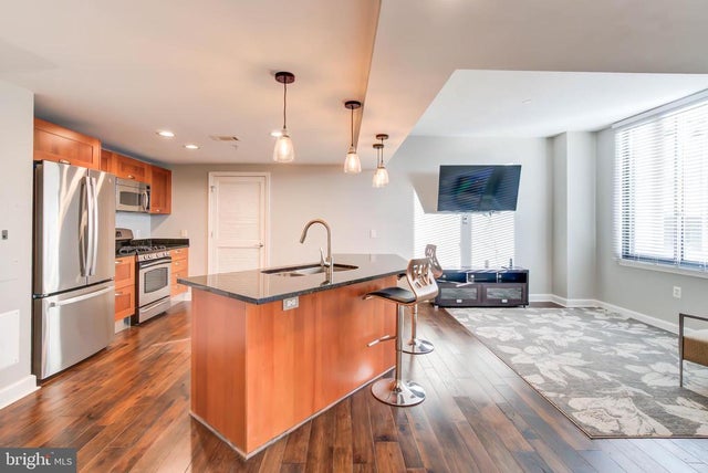 2451 Midtown Ave #1327, Alexandria