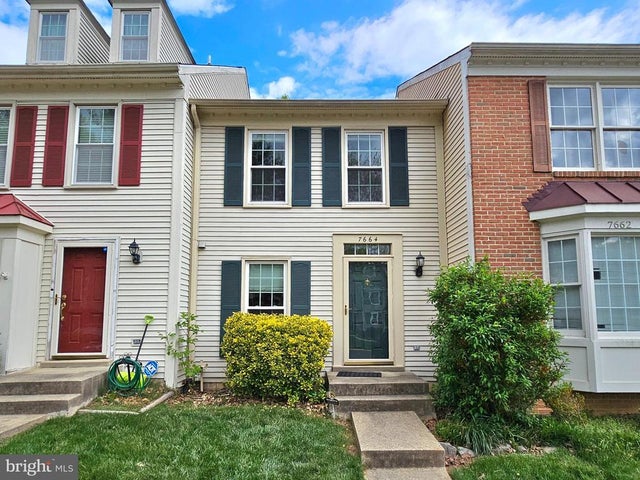 7664 Northern Oaks Ct, Springfield