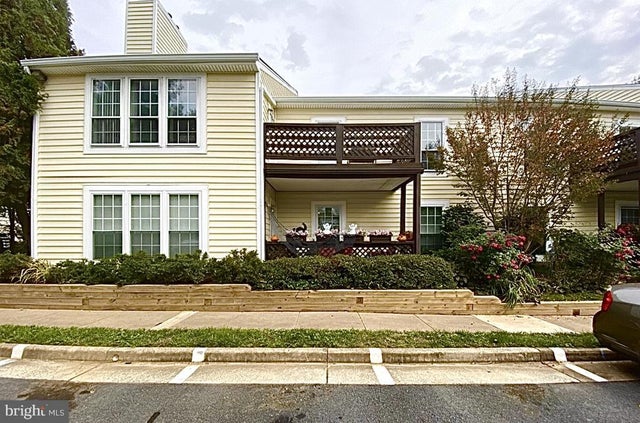 9919 Oakton Terrace Rd, Oakton