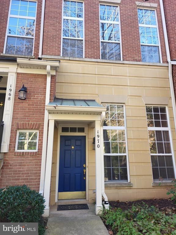 1970 Crescent Park Dr N #19a, Reston