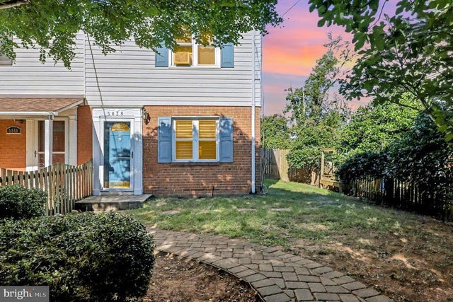 5838 Fifer Dr, Alexandria