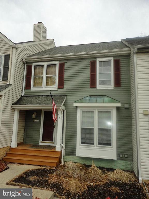 8222 Maple Ridge Ave, Springfield