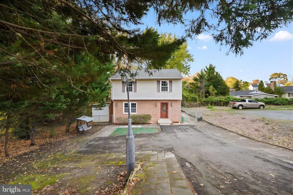 1328 Dolley Madison Blvd, MCLEAN