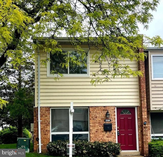 2218 Jensen Pl, Herndon