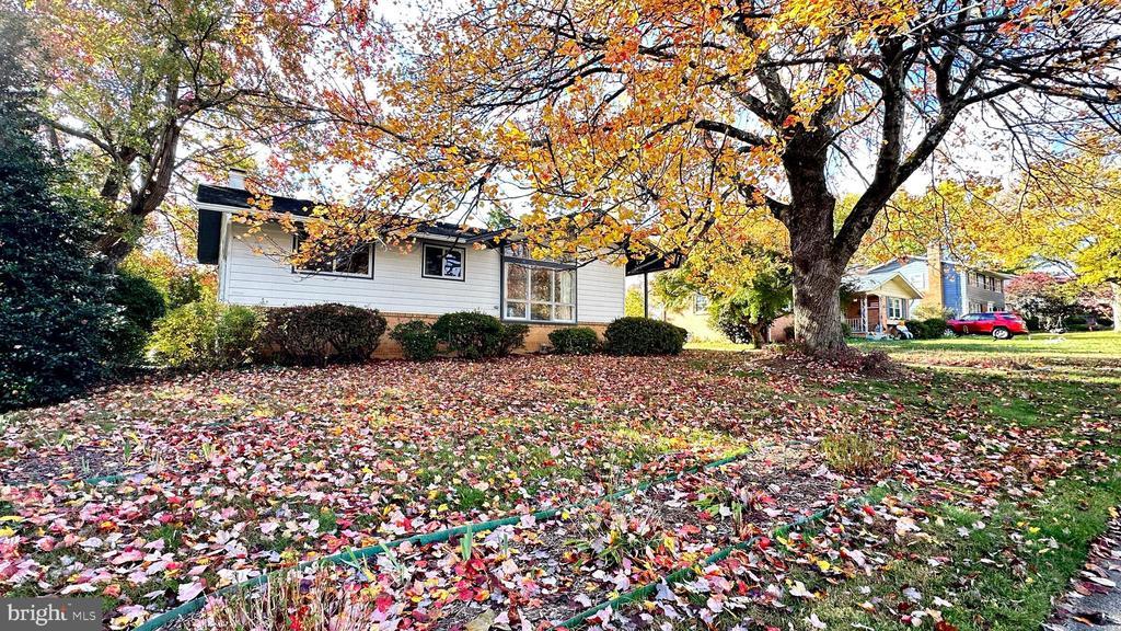 8517 Marquette St, VIENNA