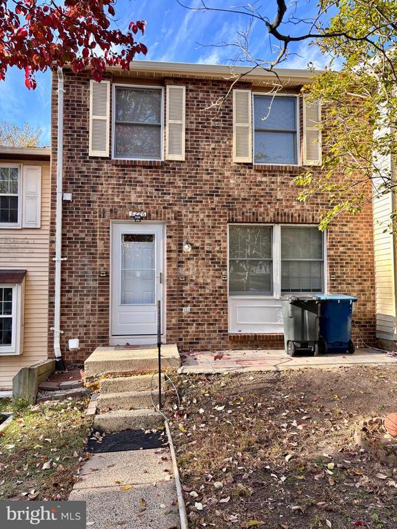 6226 Hillside Rd, Springfield