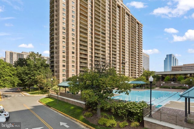 5505 Seminary Rd #408n, Falls Church