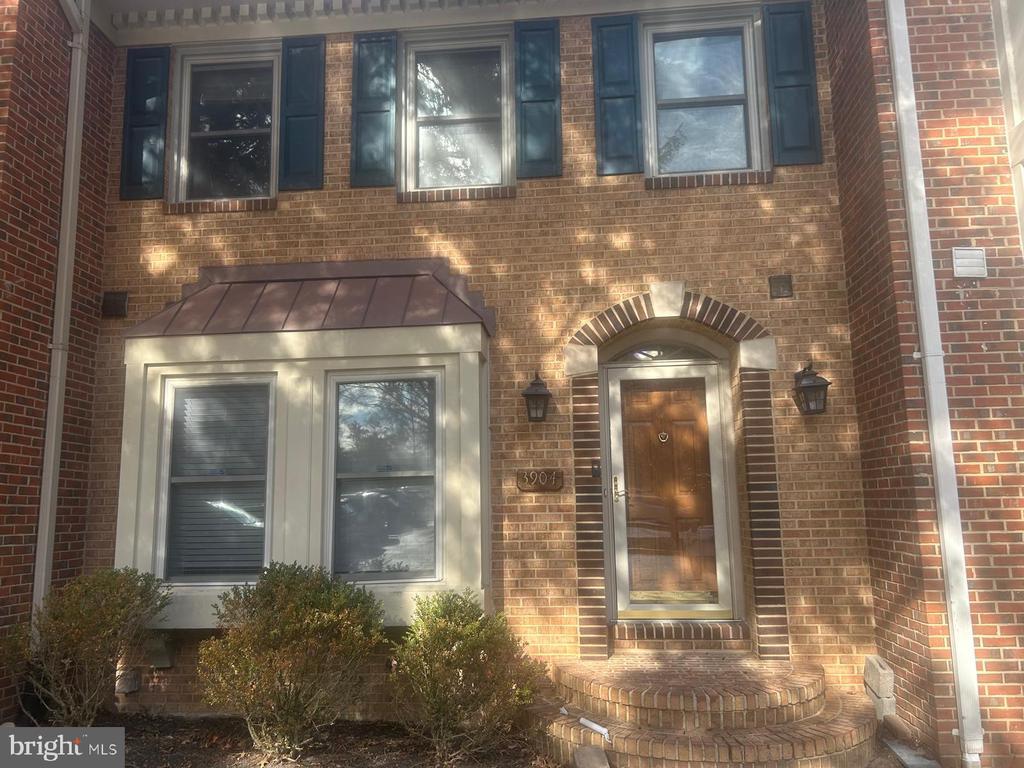 3904 Green Look Ct, FAIRFAX