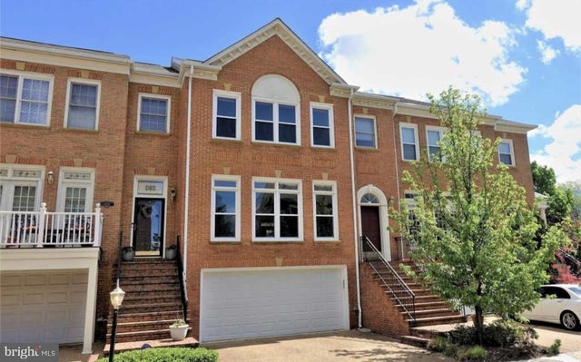 1847 Brenthill Way, Vienna