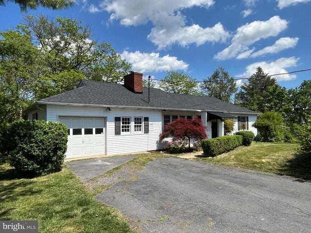 226 Orchard Ln, Harrisonburg