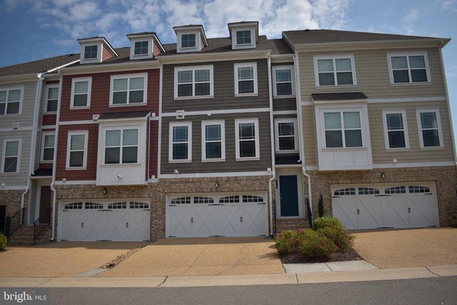 11443 Hayloft Ln, Glen Allen