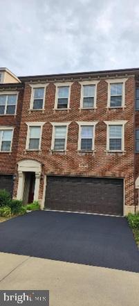 42535 Dreamweaver Dr, Brambleton