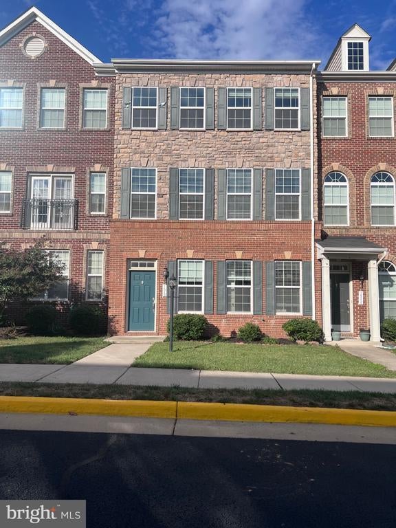 1542 Kinnaird Ne, Leesburg