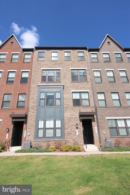 43355 Radford Divide Ter, Ashburn