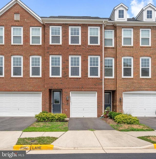 42298 Lancaster Woods Sq, Chantilly