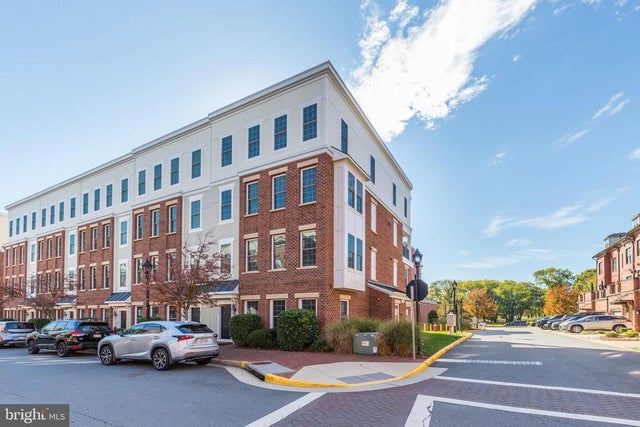 451 Kornblau Ter Se, Leesburg