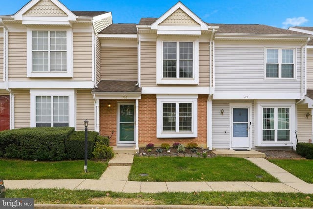 168 Edinburgh Sq, Sterling